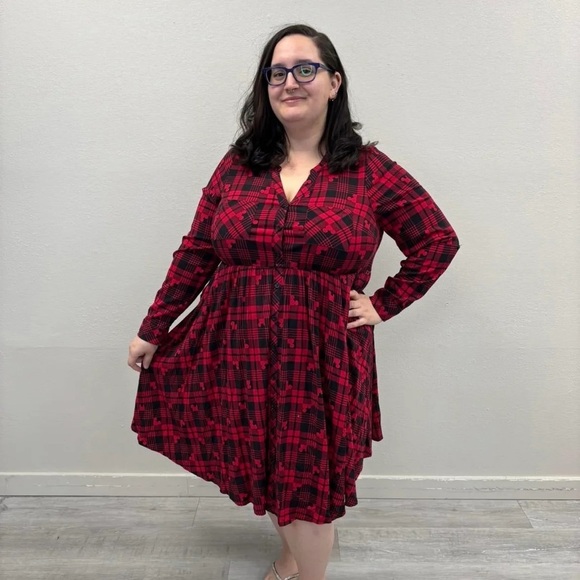 Torrid Disney Mickey Mouse Dress - New - Size 14/16 (1) - Picture 4 of 6